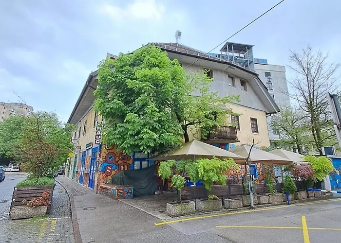 Rimska Tour As * Lublaň