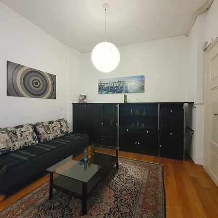 Apartamento Rimska Tour As *