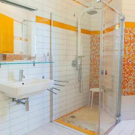 Rimska Tour As Apartamento *