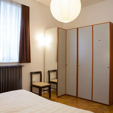 公寓 Rimska Tour As