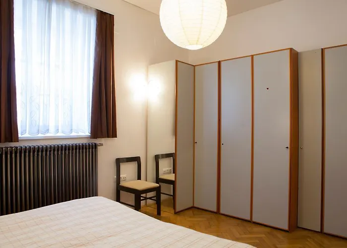 Lägenhet Rimska Tour As